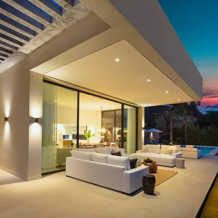 Anamaya In Nueva Andalucia Villa *