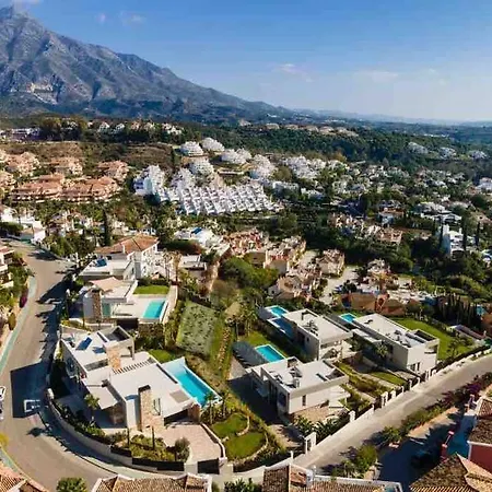 Anamaya In Nueva Andalucia Villa *
