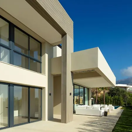 Villa Anamaya In Nueva Andalucia