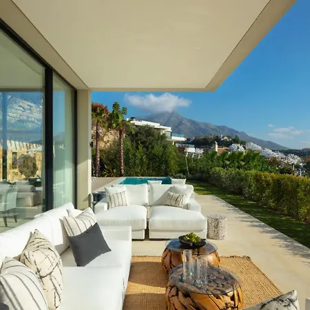 Anamaya In Nueva Andalucia Villa *