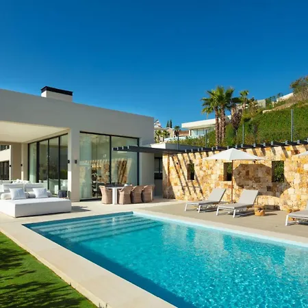 Anamaya In Nueva Andalucia Villa *
